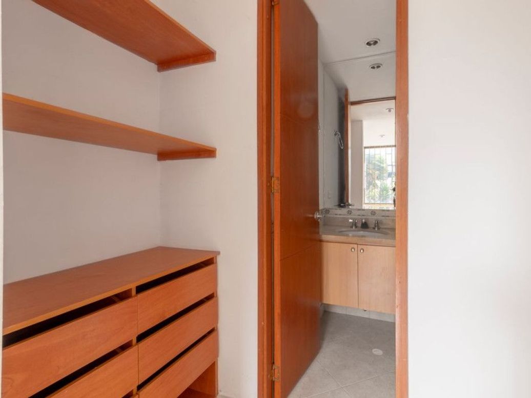 Apartamento de 3 alcobas en venta en Acacias Usaquen, Bogotá, 87 m² · foto 10 de 18