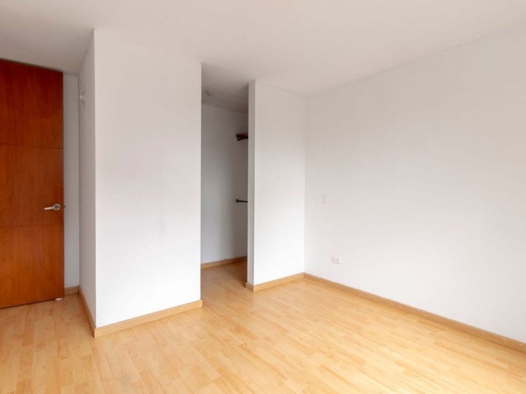 Apartamento de 3 alcobas en venta en Acacias Usaquen, Bogotá, 87 m² · foto 17 de 18