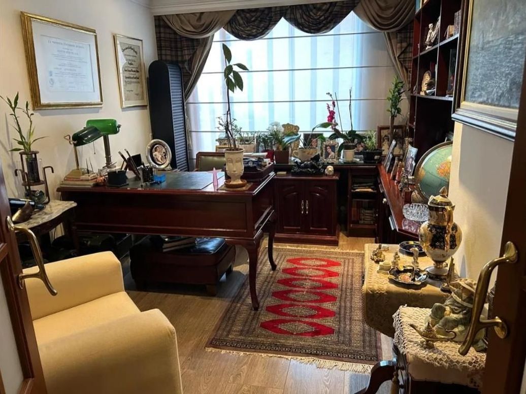 Apartamento de 4 alcobas en venta en La Carolina, Bogotá, 240 m² · foto 4 de 20
