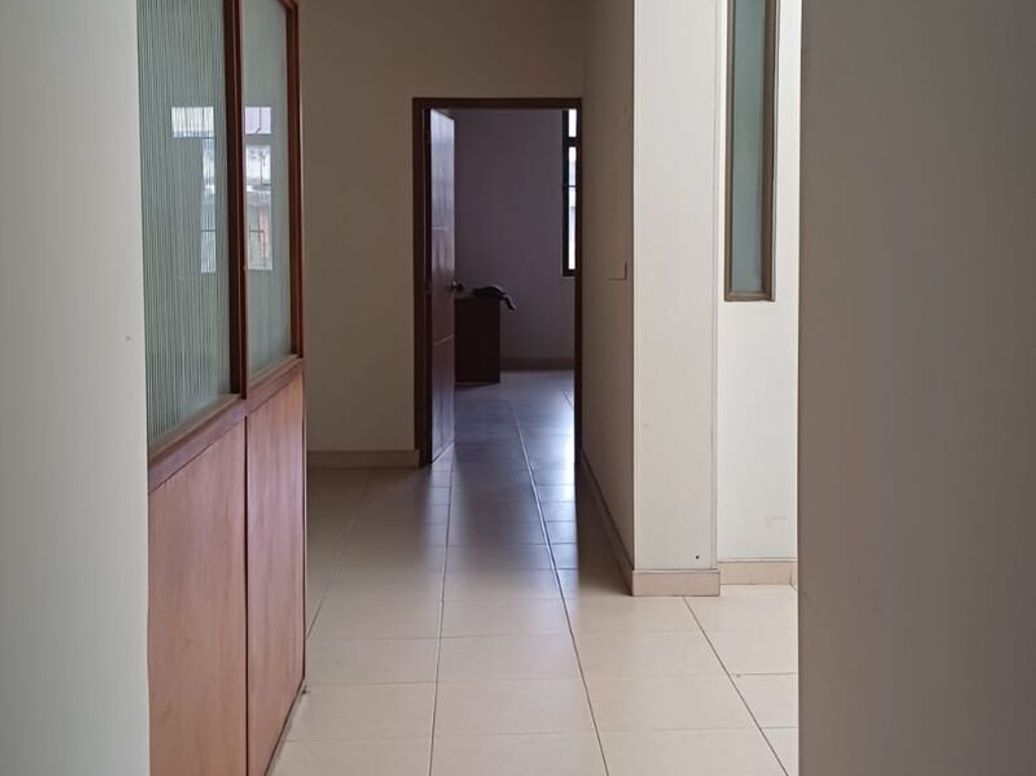 Casa de 6 alcobas en venta en San Luis, Bogotá, 700 m² · foto 2 de 20