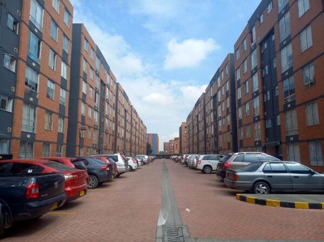 Apartamento de 3 alcobas en venta en Cr Ciudad Tintal, Bogotá, 42 m² · foto 5 de 18