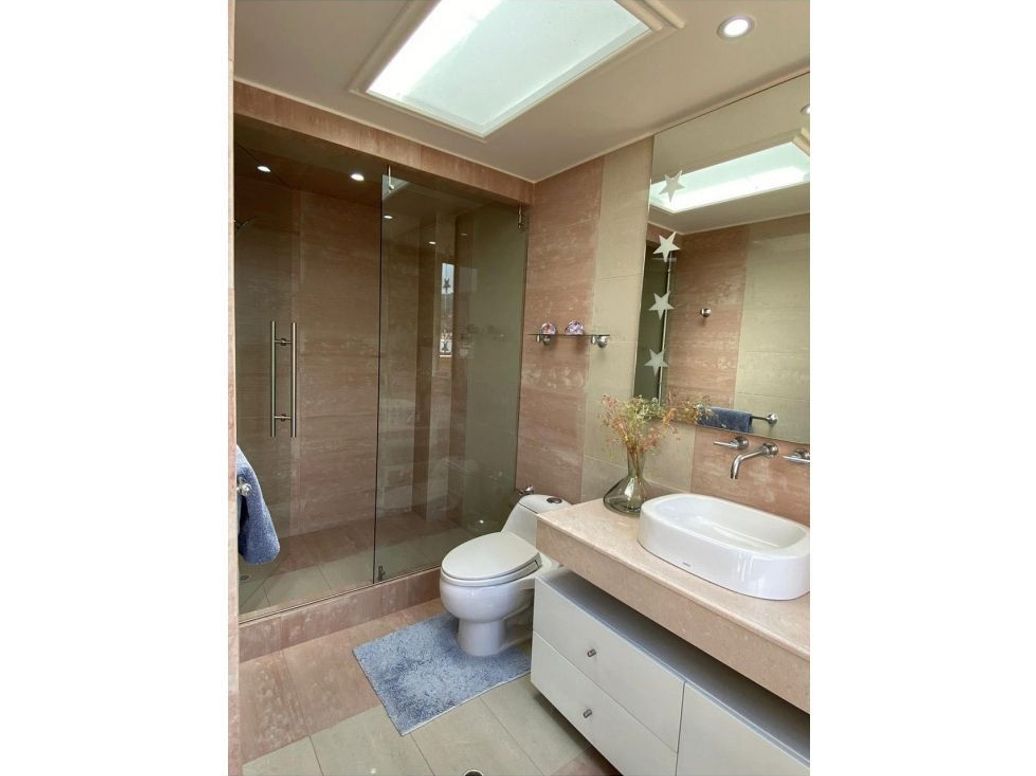 Apartamento de 4 alcobas en venta en Santa Barbara Central, Bogotá, 410 m² · foto 13 de 20