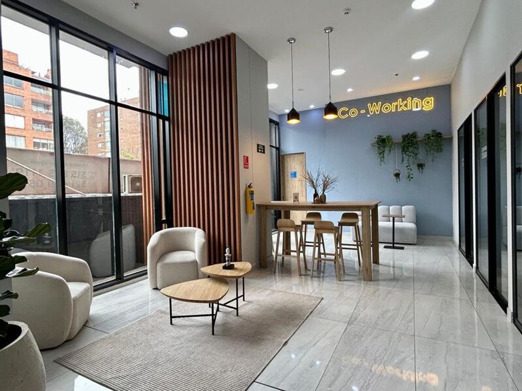 Apartaestudio en venta en Chico Norte Et. Iii, Bogotá, 24 m² · foto 2 de 15