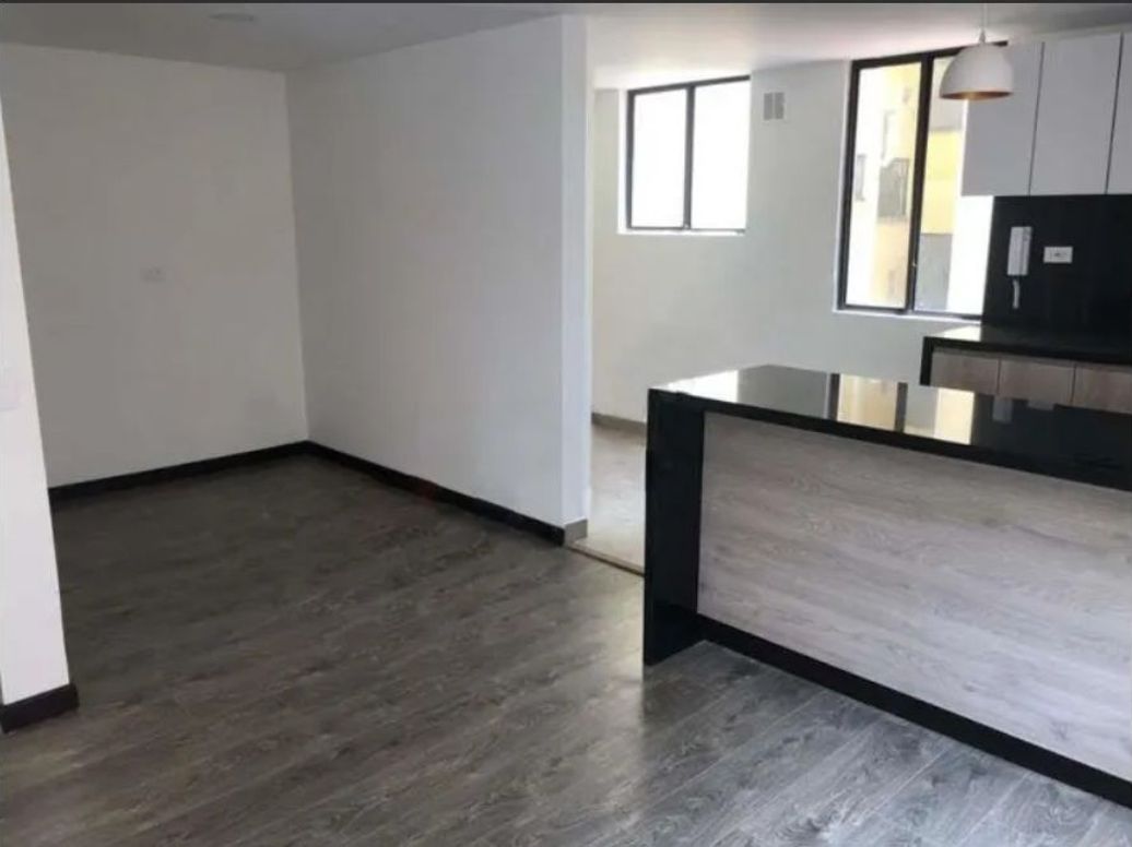 Apartamento de 3 alcobas en venta en Los Cedritos, Bogotá, 94 m² · foto 4 de 12