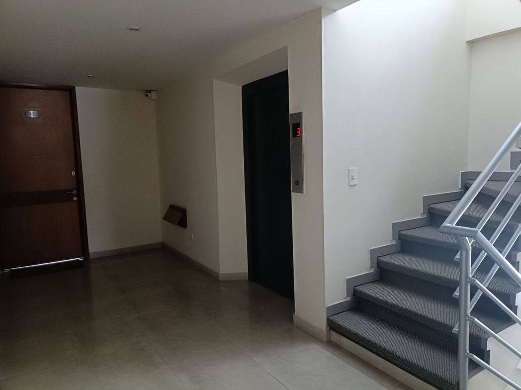 Apartamento de 3 alcobas en venta en Santa Barbara Central, Bogotá, 125 m² · foto 19 de 20