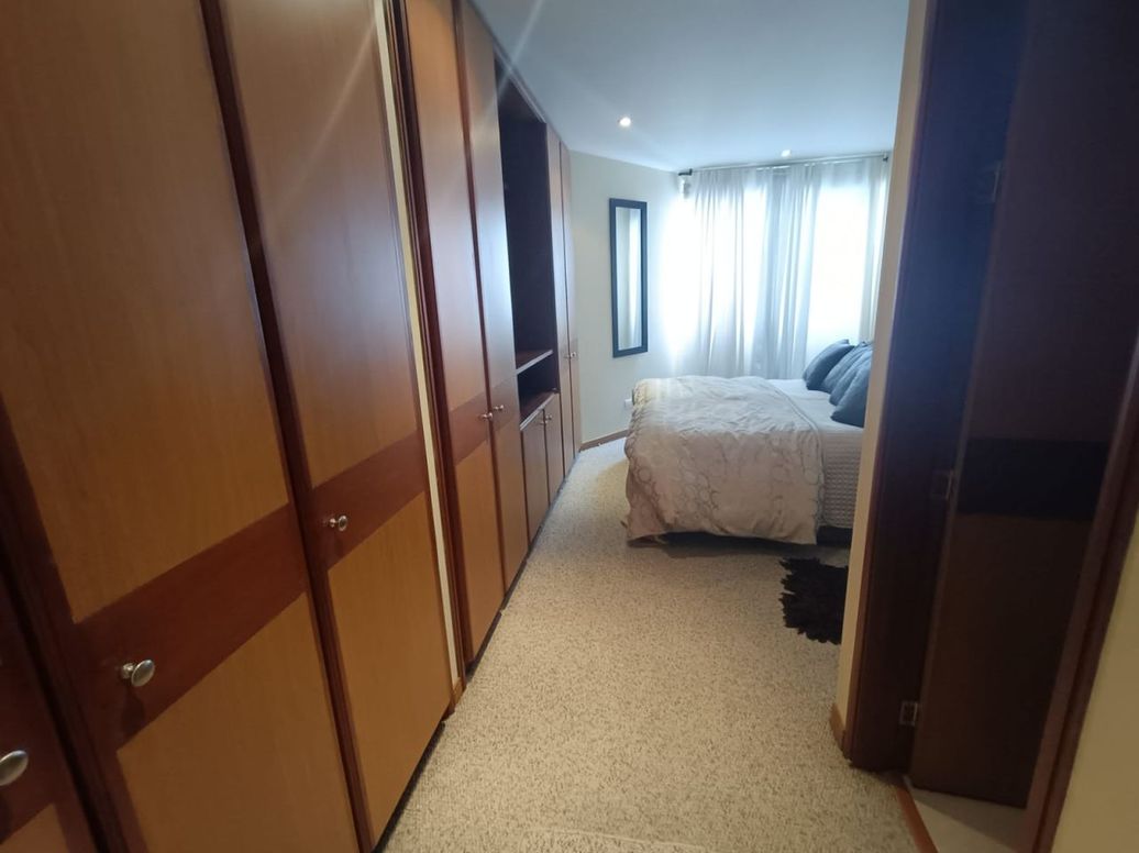 Apartamento de 3 alcobas en venta en Santa Barbara Central, Bogotá, 125 m² · foto 12 de 20