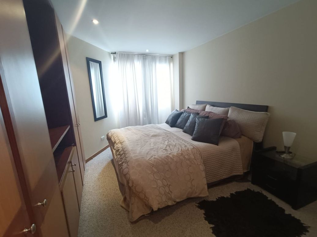 Apartamento de 3 alcobas en venta en Santa Barbara Central, Bogotá, 125 m² · foto 13 de 20
