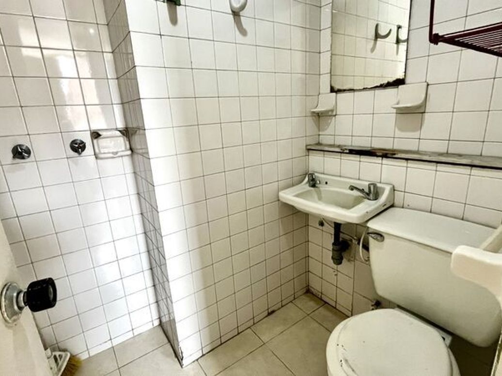 Apartamento de 3 alcobas en venta en Santa Barbara Central, Bogotá, 105 m² · foto 9 de 20