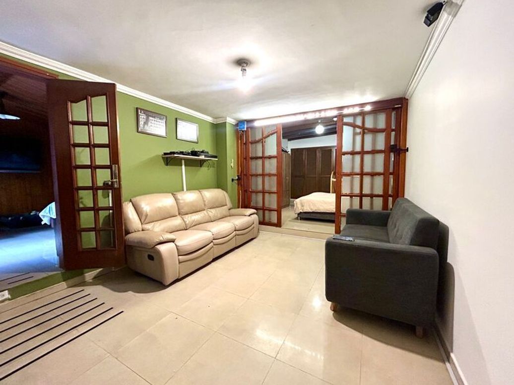 Apartamento de 4 alcobas en venta en El Refugio, Bogotá, 198 m² · foto 12 de 20