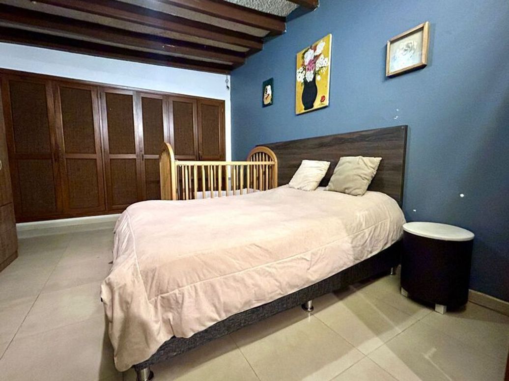 Apartamento de 4 alcobas en venta en El Refugio, Bogotá, 198 m² · foto 15 de 20