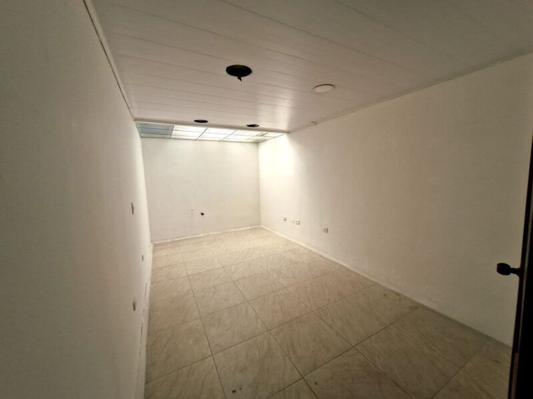 Casa de 7 alcobas en venta en Niza Norte, Bogotá, 300 m² · foto 8 de 20