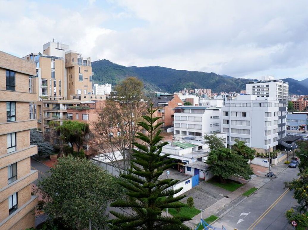 Apartamento de 2 alcobas en venta en Santa Bibiana, Bogotá, 98 m² · foto 2 de 20