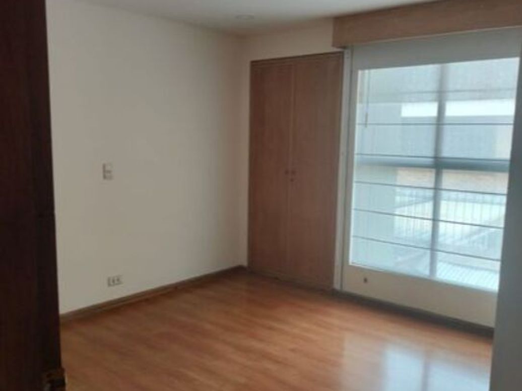 Casa de 5 alcobas en venta en San Patricio, Bogotá, 227 m² · foto 14 de 20