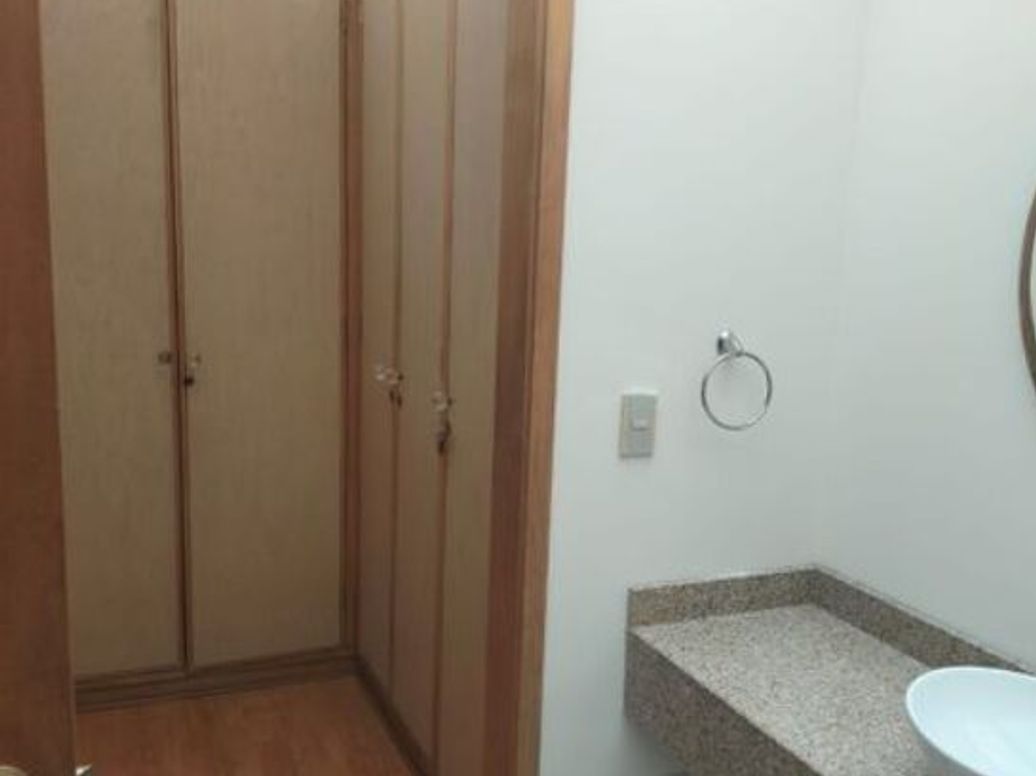 Casa de 5 alcobas en venta en San Patricio, Bogotá, 227 m² · foto 19 de 20