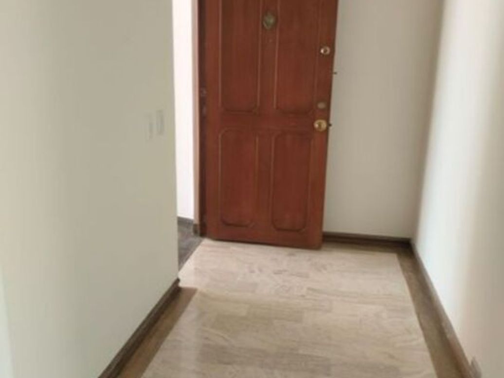 Casa de 5 alcobas en venta en San Patricio, Bogotá, 227 m² · foto 16 de 20
