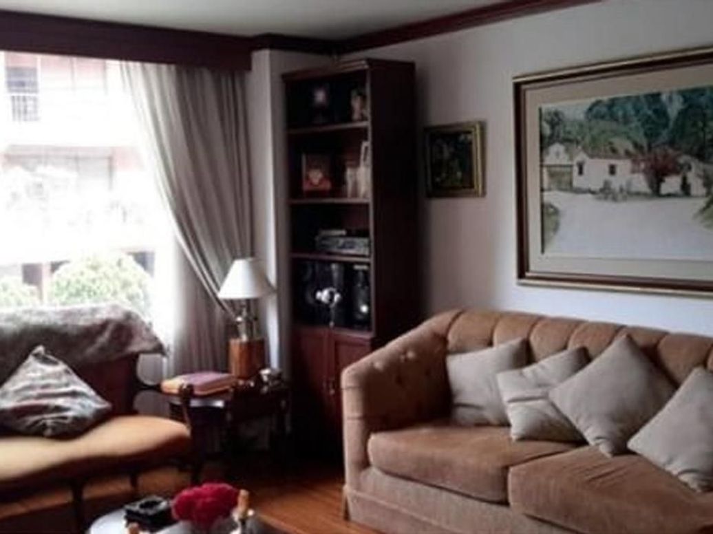 Apartamento de 3 alcobas en venta en La Carolina, Bogotá, 148 m² · foto 7 de 20
