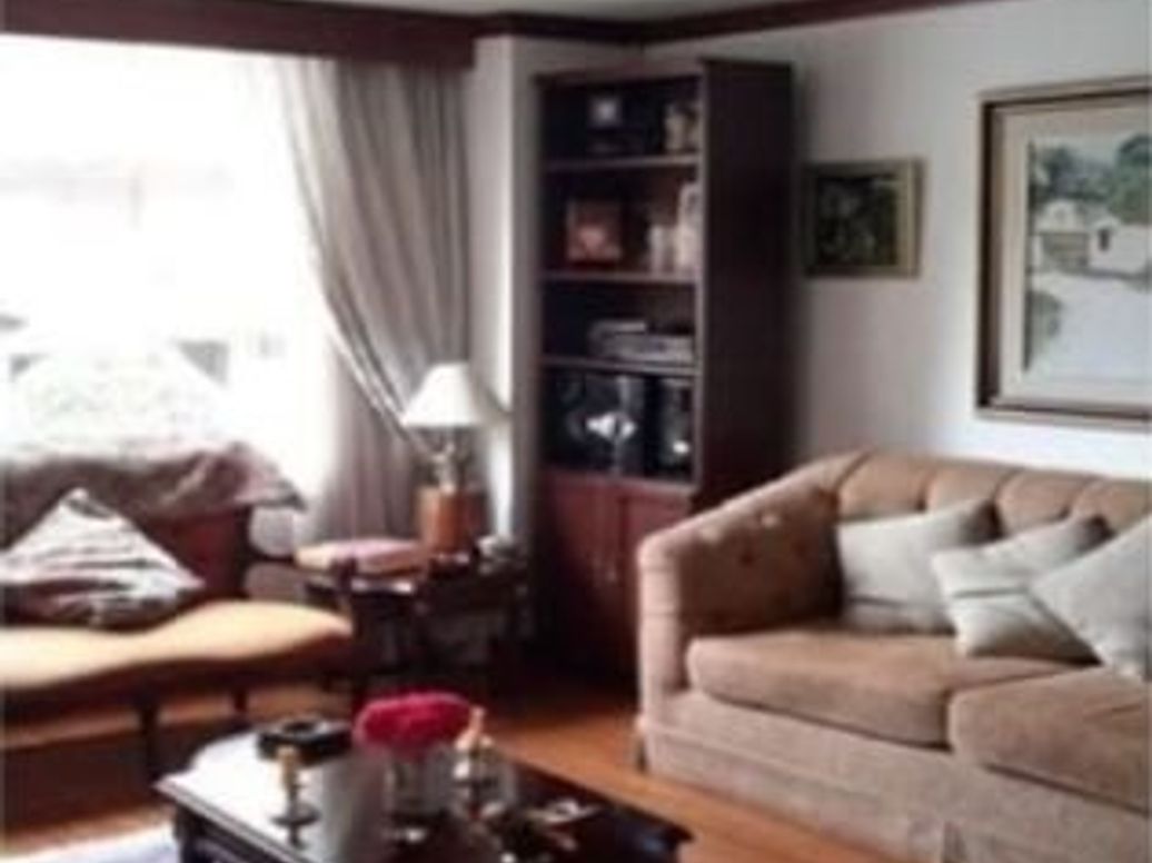 Apartamento de 3 alcobas en venta en La Carolina, Bogotá, 148 m² · foto 18 de 20