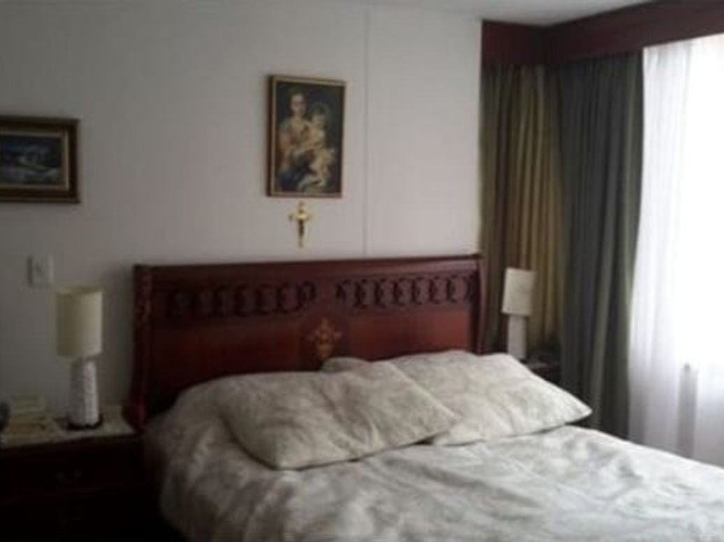 Apartamento de 3 alcobas en venta en La Carolina, Bogotá, 148 m² · foto 11 de 20