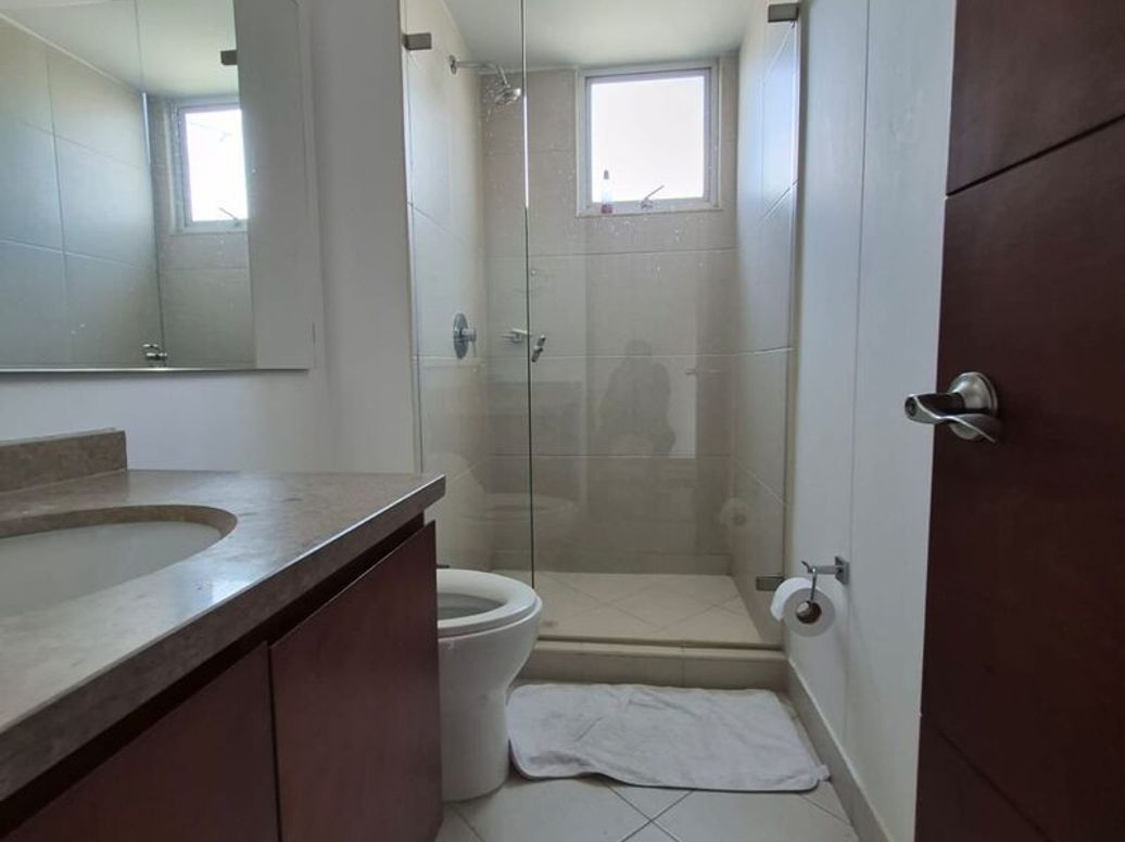 Apartamento de 3 alcobas en venta en Ciudad Salitre Sur-Oriental, Bogotá, 128 m² · foto 18 de 20
