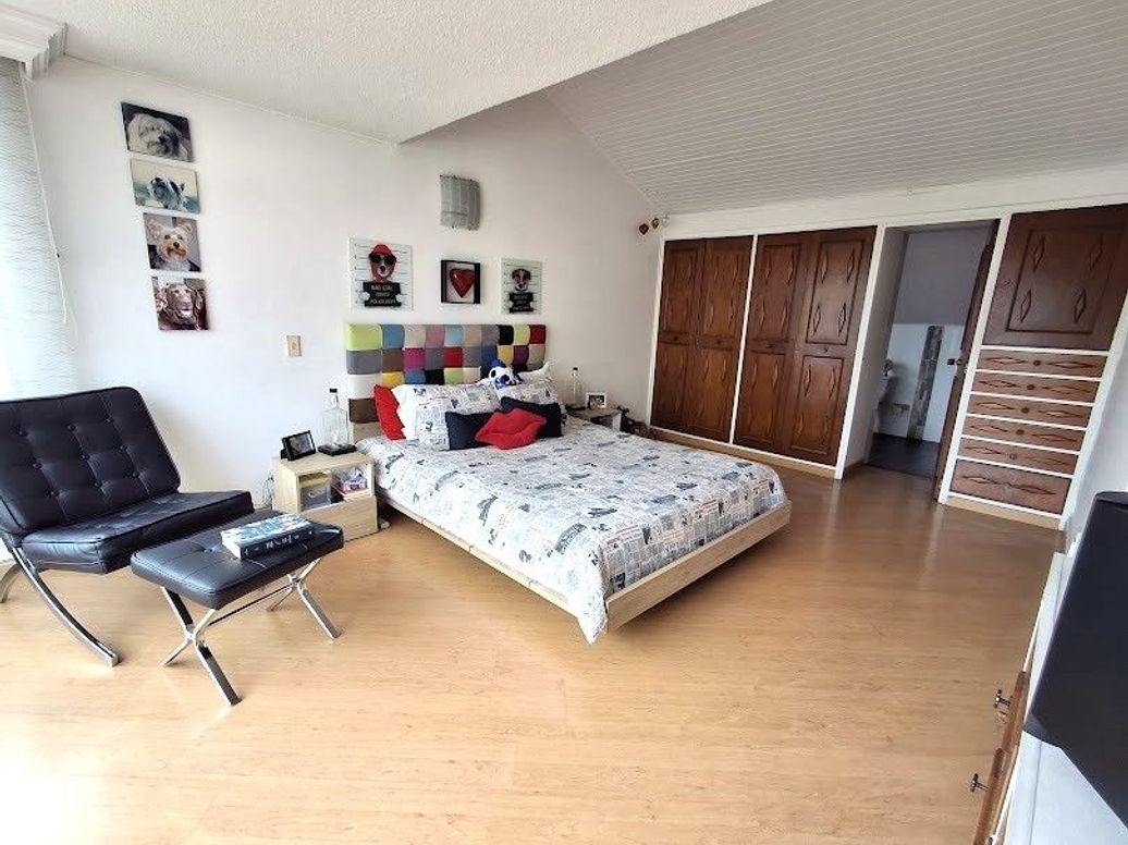 Casa de 4 alcobas en venta en Andes Norte, Bogotá, 284 m² · foto 16 de 20