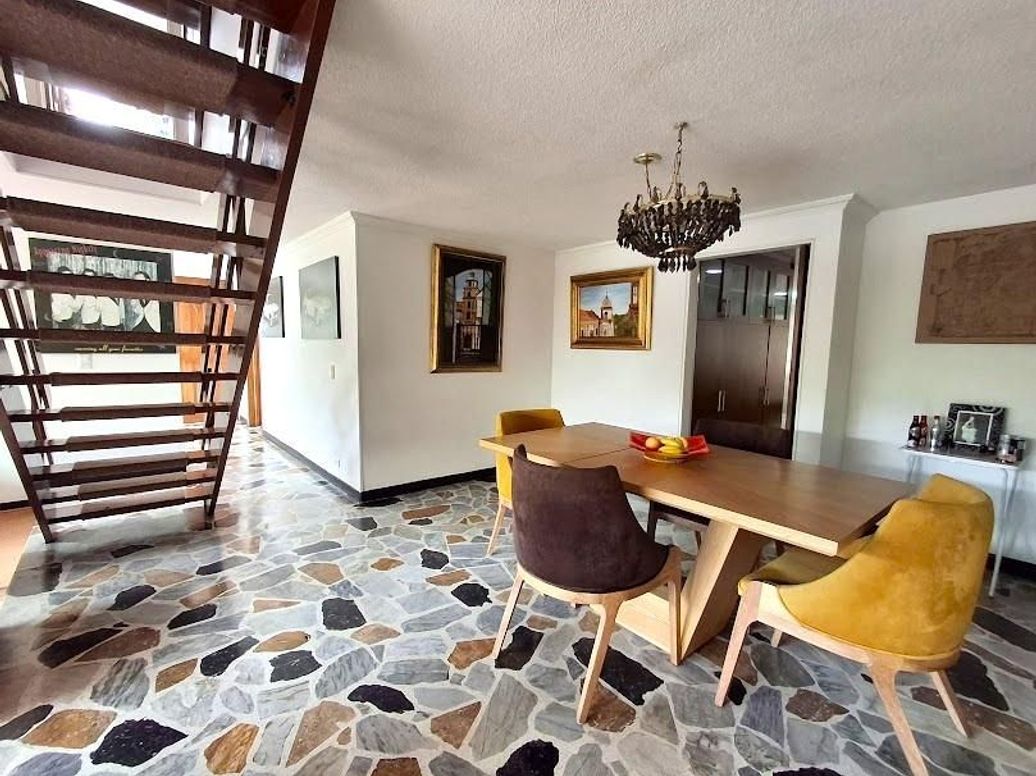 Casa de 4 alcobas en venta en Andes Norte, Bogotá, 284 m² · foto 12 de 20