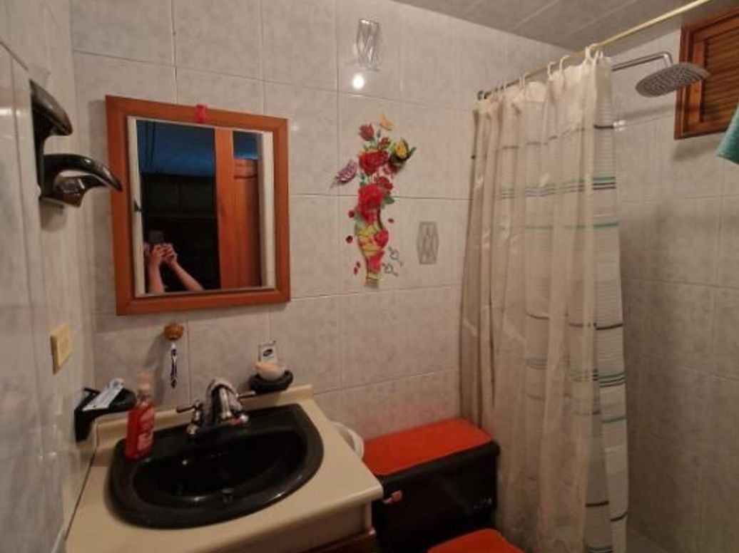 Casa de 6 alcobas en venta en Super Manzana 14, Bogotá, 456 m² · foto 11 de 18