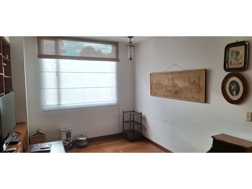 Apartamento de 2 alcobas en venta en Santa Barbara Occidental, Bogotá, 182 m² · foto 9 de 15
