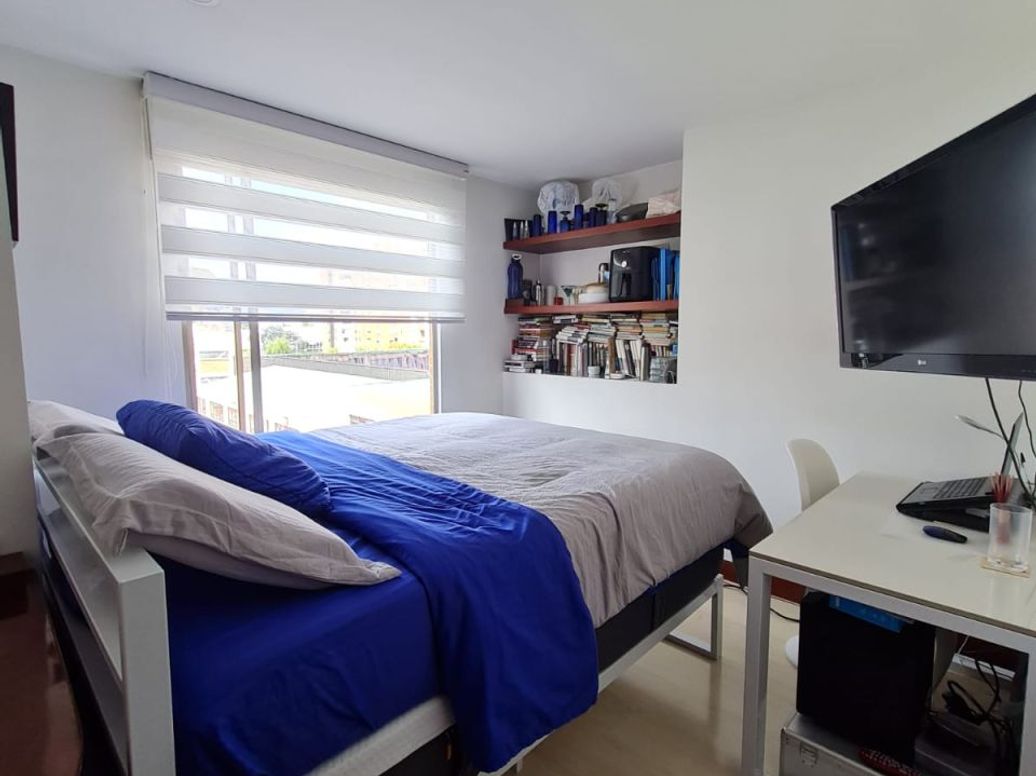 Apartamento de 2 alcobas en venta en Prados De La Calleja, Bogotá, 92 m² · foto 6 de 16