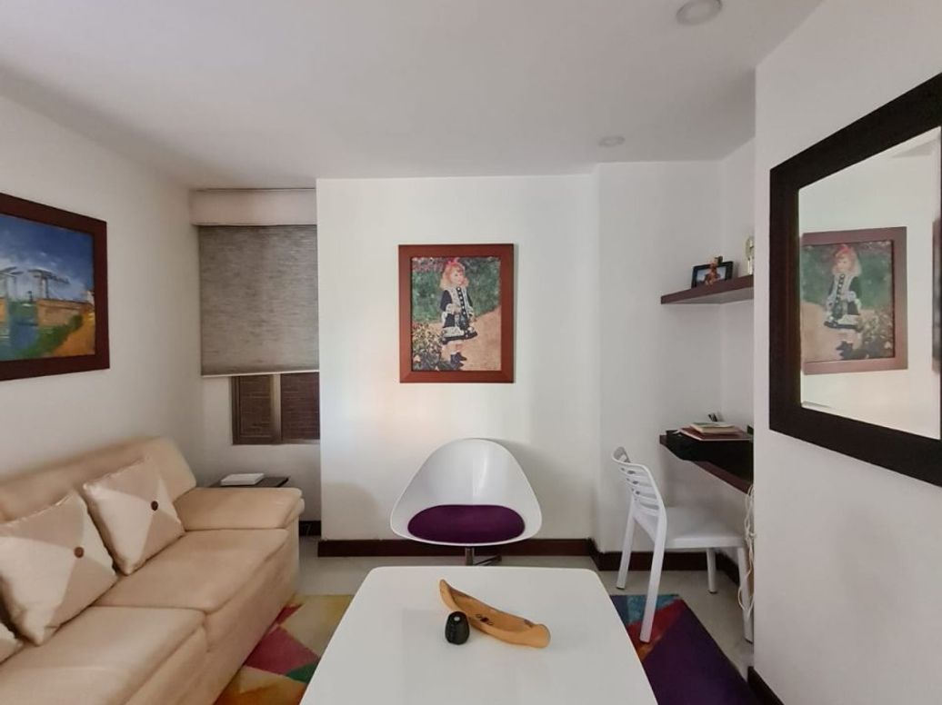 Apartamento de 2 alcobas en venta en Prados De La Calleja, Bogotá, 92 m² · foto 5 de 16