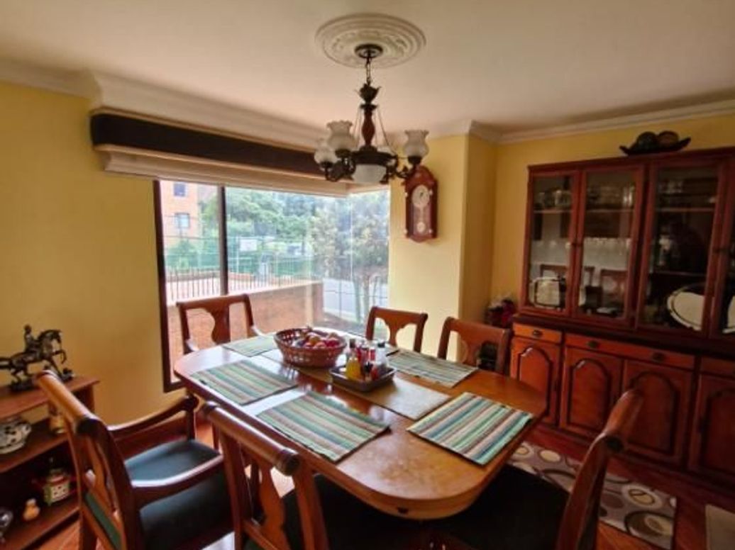 Apartamento de 3 alcobas en venta en Foledo, Bogotá, 141 m² · foto 4 de 20