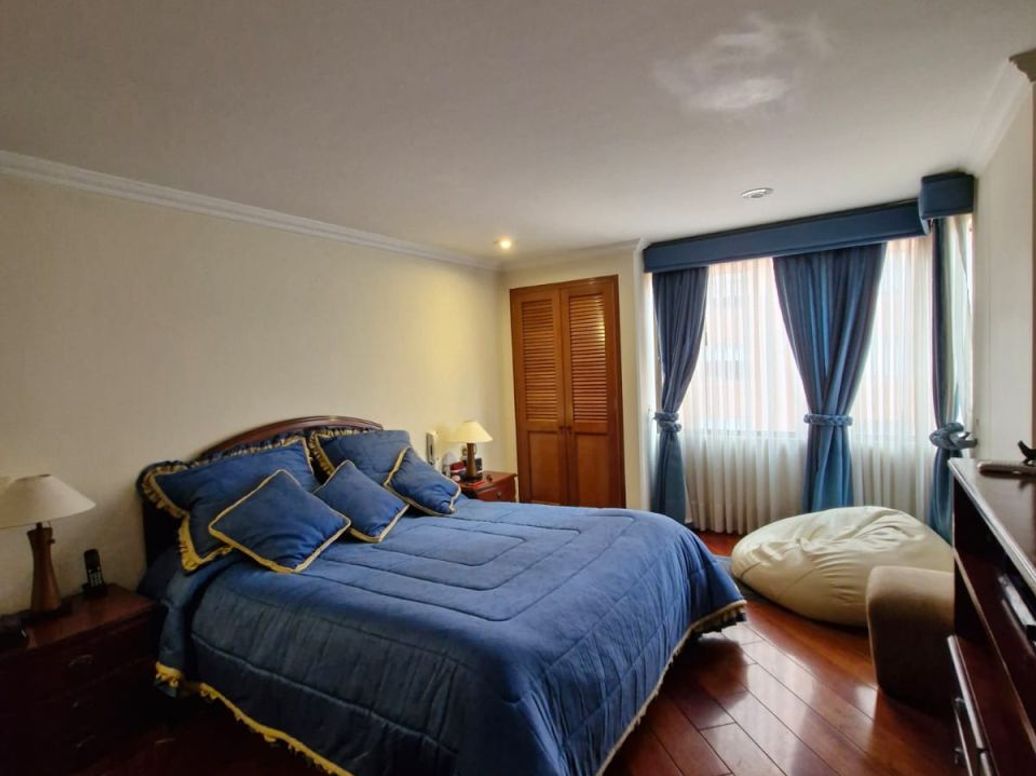 Apartamento de 3 alcobas en venta en Foledo, Bogotá, 141 m² · foto 19 de 20