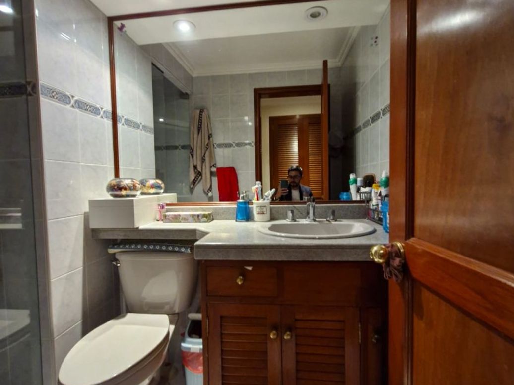 Apartamento de 3 alcobas en venta en Foledo, Bogotá, 141 m² · foto 18 de 20