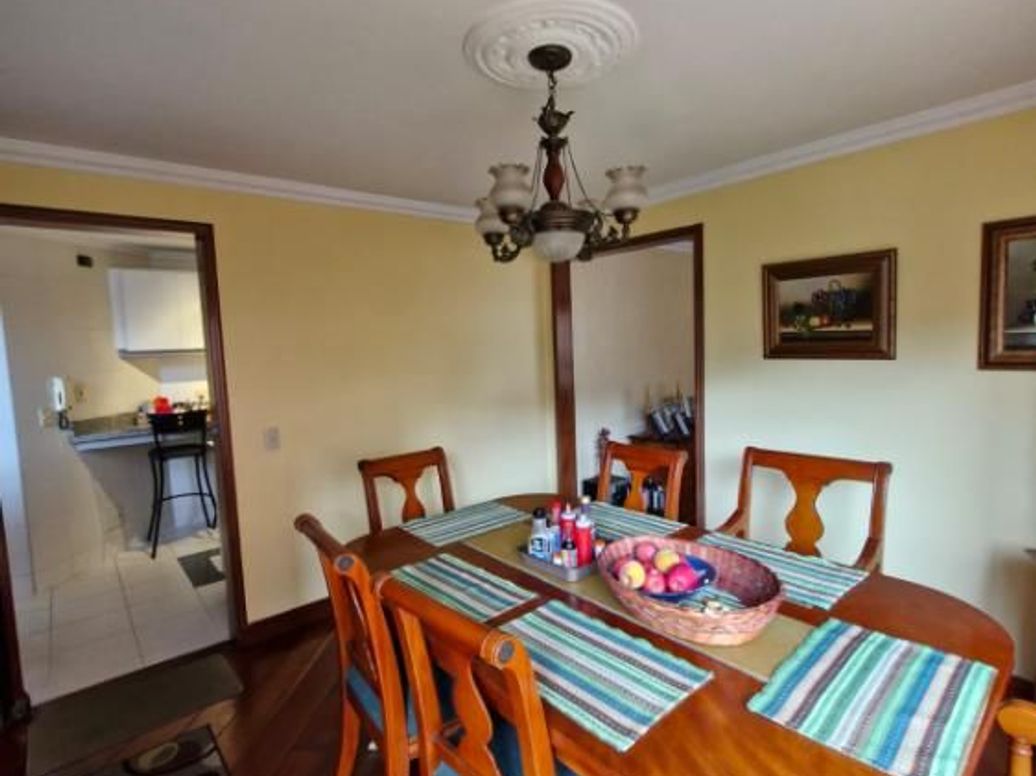 Apartamento de 3 alcobas en venta en Foledo, Bogotá, 141 m² · foto 5 de 20