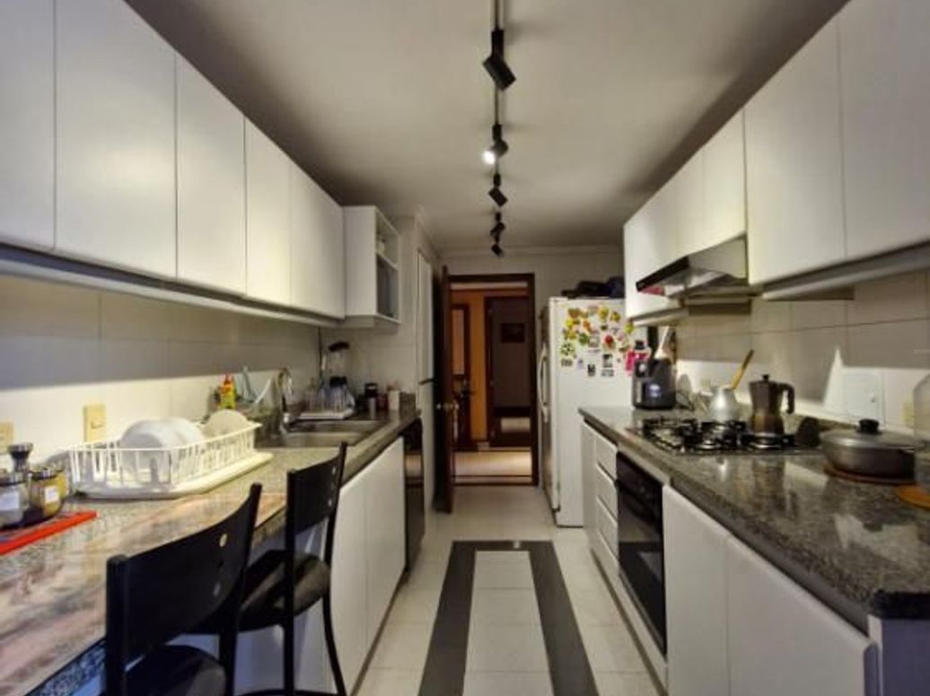 Apartamento de 3 alcobas en venta en Foledo, Bogotá, 141 m² · foto 7 de 20