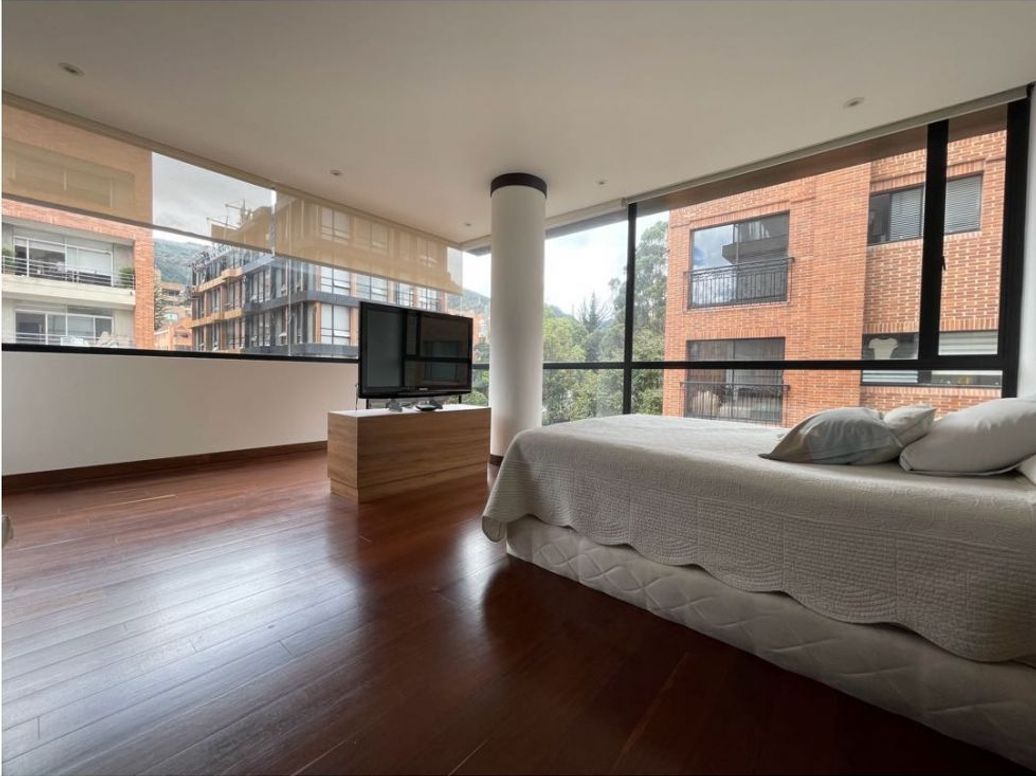 Apartamento de 3 alcobas en venta en Chicó Norte, Bogotá, 193 m² · foto 15 de 16
