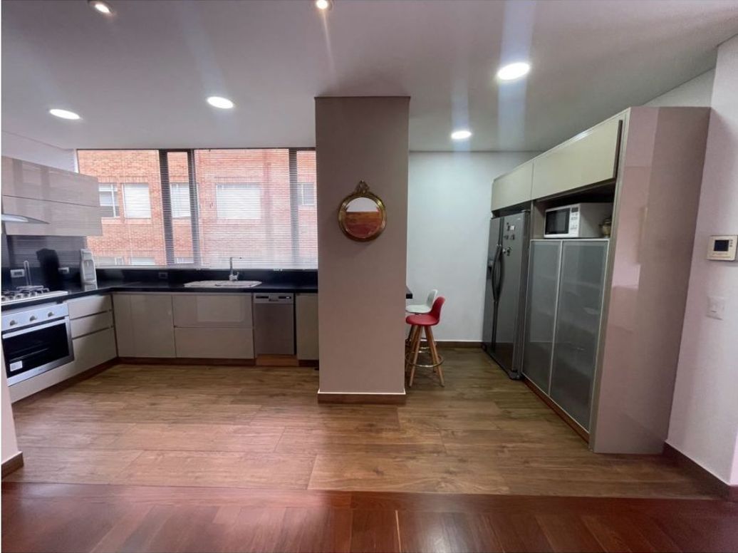Apartamento de 3 alcobas en venta en Chicó Norte, Bogotá, 193 m² · foto 8 de 16