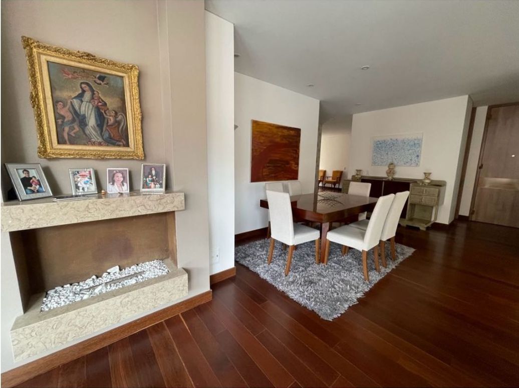 Apartamento de 3 alcobas en venta en Chicó Norte, Bogotá, 193 m² · foto 3 de 16