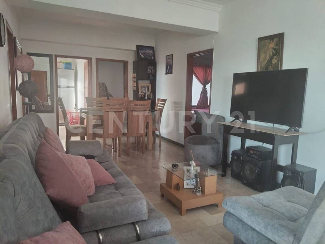 Casa de 9 alcobas en venta en San Fernando Occidental, Bogotá, 85 m² · foto 11 de 19
