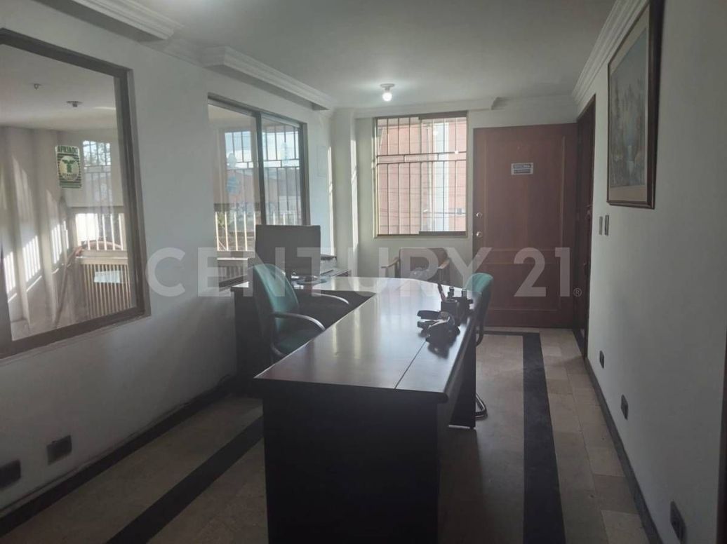 Casa de 9 alcobas en venta en San Fernando Occidental, Bogotá, 85 m² · foto 5 de 19