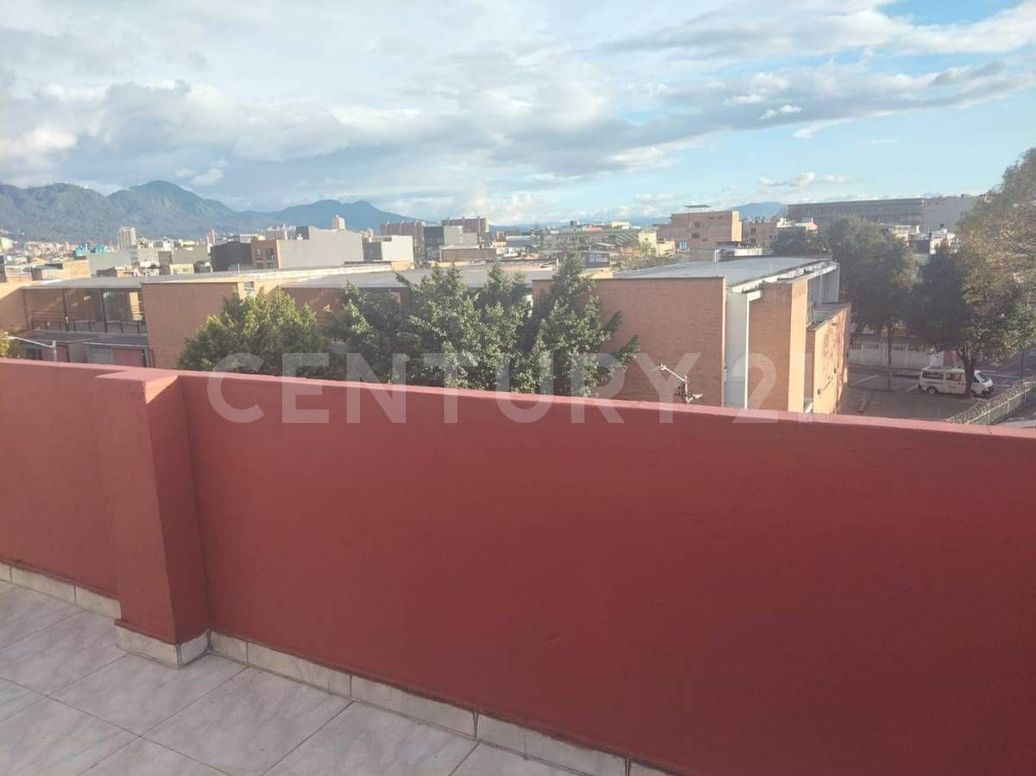 Casa de 9 alcobas en venta en San Fernando Occidental, Bogotá, 85 m² · foto 16 de 19