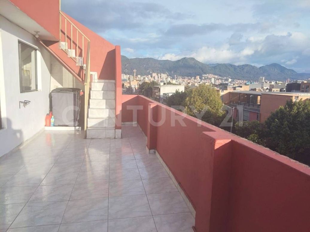Casa de 9 alcobas en venta en San Fernando Occidental, Bogotá, 85 m² · foto 17 de 19