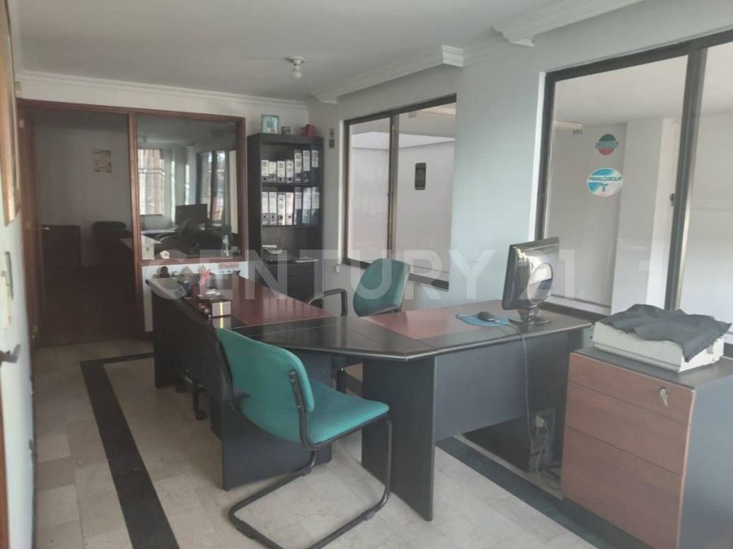 Casa de 9 alcobas en venta en San Fernando Occidental, Bogotá, 85 m² · foto 4 de 19