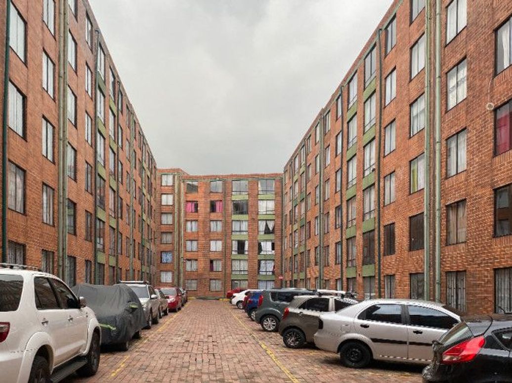 Apartamento de 3 alcobas en venta en San Bernardo, Bogotá, 51 m² · foto 15 de 18