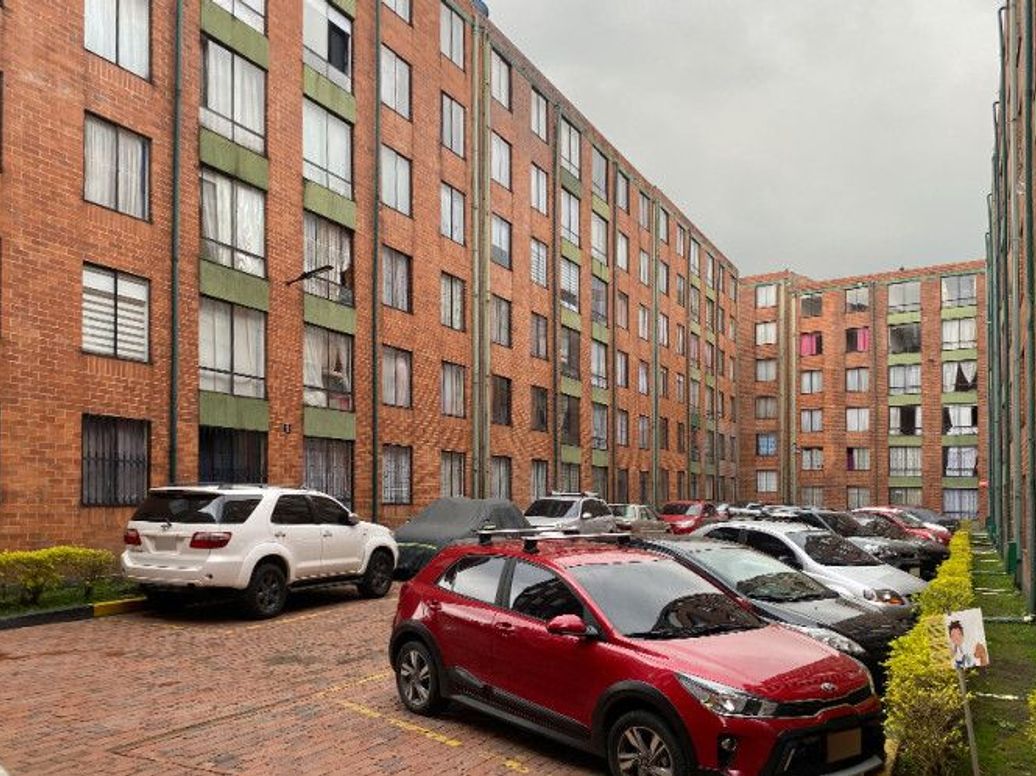 Apartamento de 3 alcobas en venta en San Bernardo, Bogotá, 51 m² · foto 16 de 18