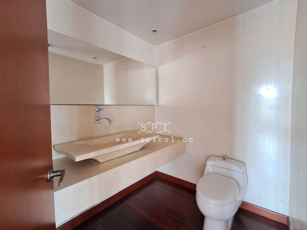 Apartamento de 5 alcobas en venta en San Patricio, Bogotá, 340 m² · foto 7 de 20