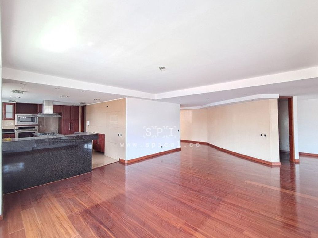 Apartamento de 5 alcobas en venta en San Patricio, Bogotá, 340 m² · foto 5 de 20