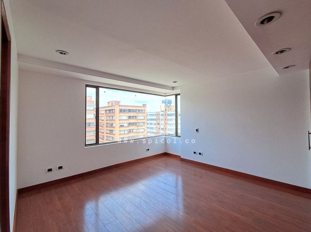 Apartamento de 5 alcobas en venta en San Patricio, Bogotá, 340 m² · foto 13 de 20