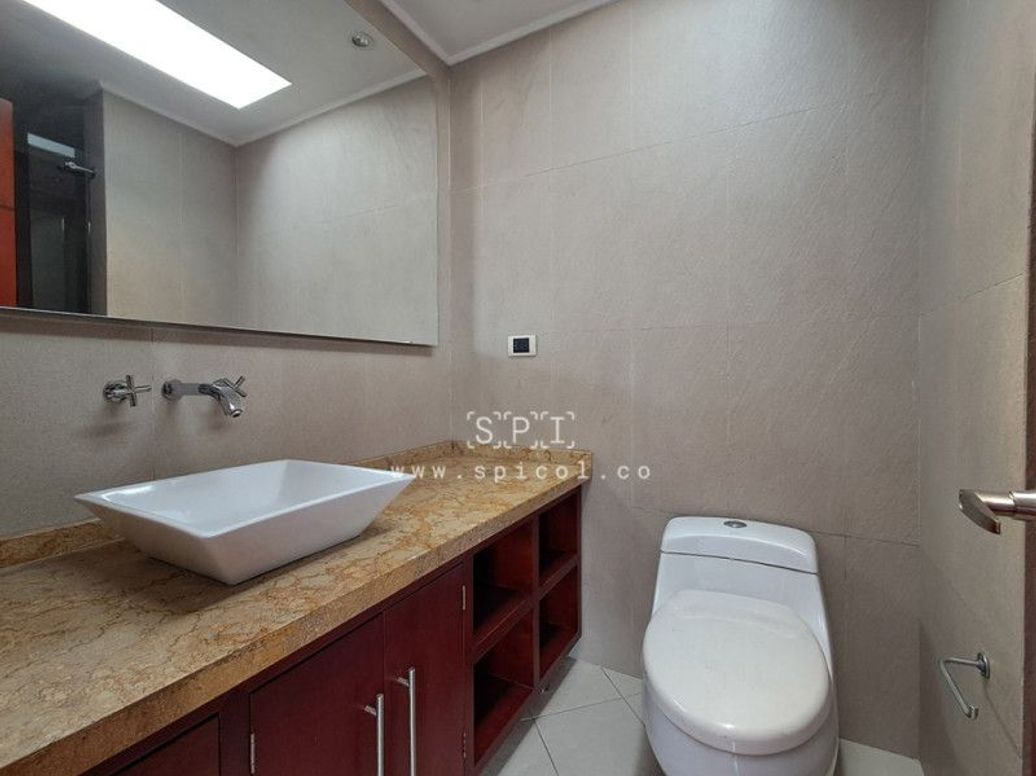 Apartamento de 5 alcobas en venta en San Patricio, Bogotá, 340 m² · foto 15 de 20