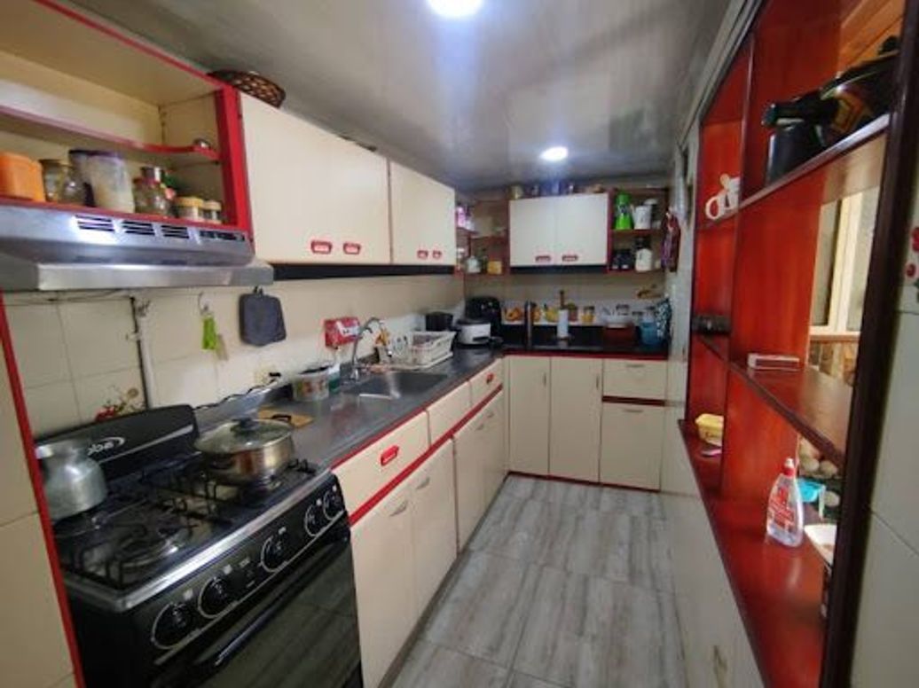 Casa de 2 alcobas en venta en Villas De Granada, Bogotá, 90 m² · foto 11 de 17