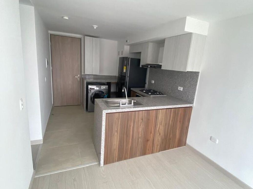 Apartamento de 3 alcobas en venta en Campo Alegre, Bogotá, 60 m² · foto 6 de 16